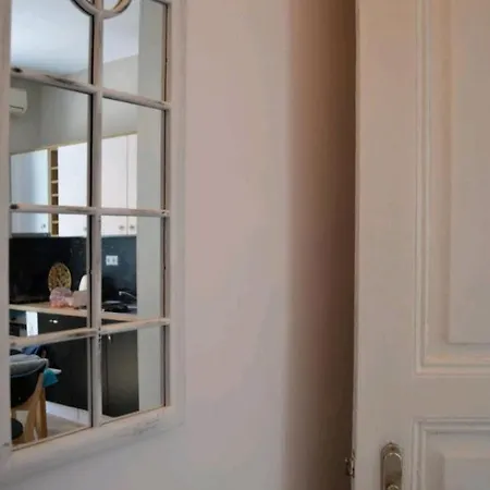 Apartamento Charming 6 M From The Main Street *