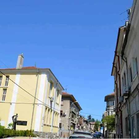 Charming 6 M From The Main Street Apartamento